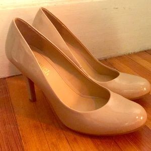 Nude heels, size 10, Mootsies Tootsies brand